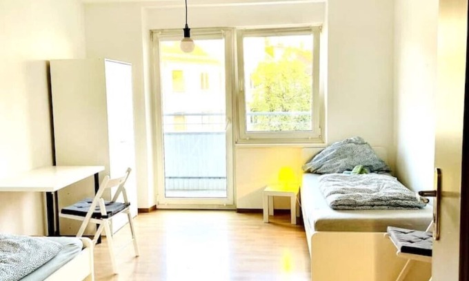 Mitte Apartment | Ferienwohnung für 4P mit Balkon
