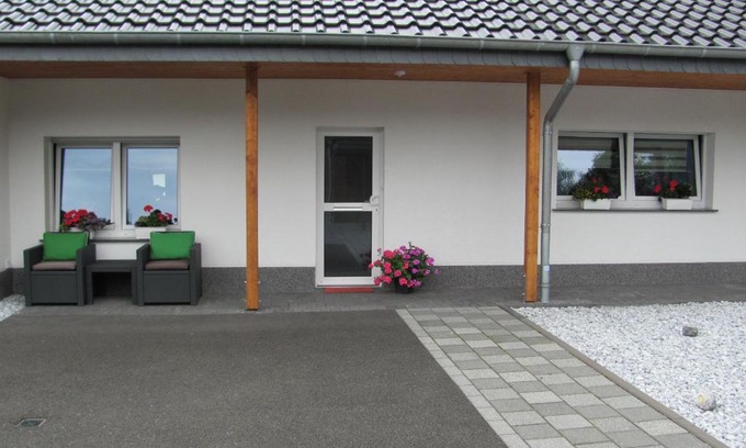 Uebach-Palenberg Apartment | Ferienwohnung Franken