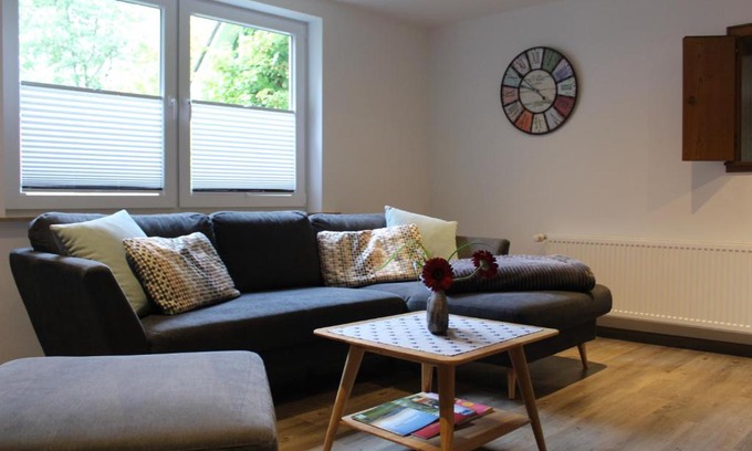 Grafschaft House | Ferienwohnung & Gästezimmer Schrichten