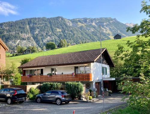 Wildhaus Apartment | Ferienwohnung Haus am Bach in Toggenburg