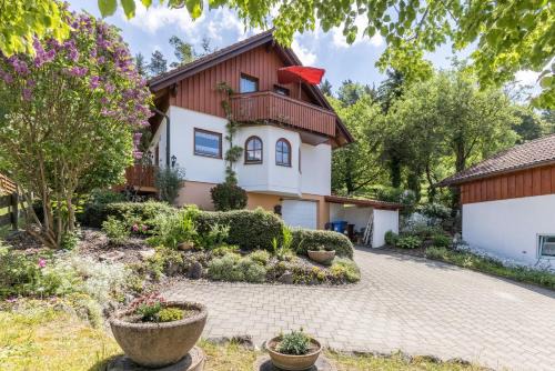 Gemarkung Tieringen Apartment | Ferienwohnung Haus am Wald
