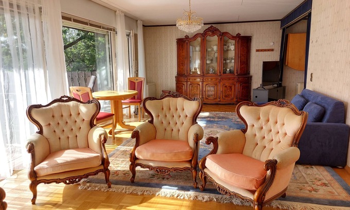 Haus Weitmar Apartment | Ferienwohnung Haus-elsa-bochum, 2-4 Pers +5.pers im EZ , gr. Terrasse