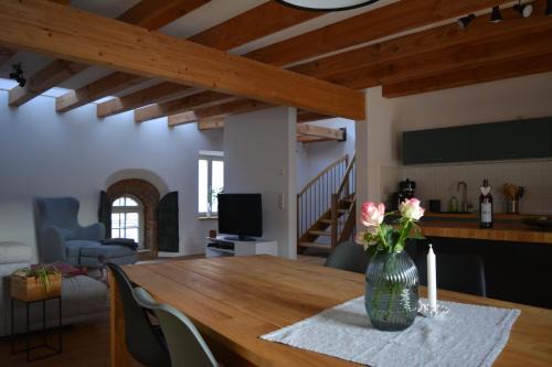 Momlingen Apartment | Ferienwohnung Hofgut