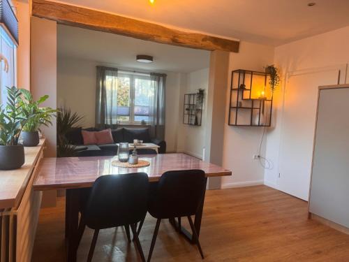 Detern Apartment | Ferienwohnung Holl