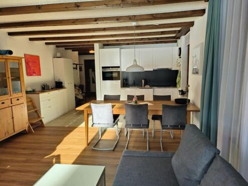 Graechen Apartment | Ferienwohnung im Haus Castor