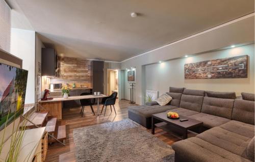 Bahrdorf Apartment | Ferienwohnung In Luxusvilla