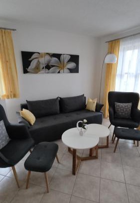 Rabenstein Apartment | Ferienwohnung Josy