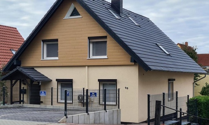 Schkopau Apartment | Ferienwohnung-Kormann