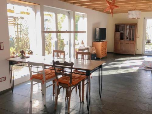 Neufrach Apartment | Ferienwohnung Kraus