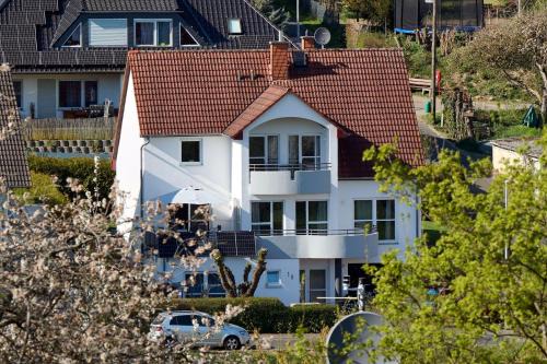Hunstetten Apartment | Ferienwohnung Kuhn