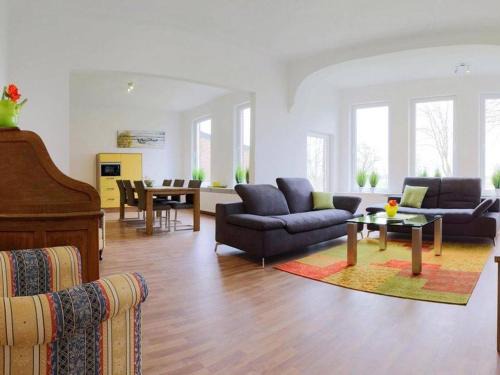 Butjadingen Apartment | Ferienwohnung Leuchtfeuer - Hof Sinswürden