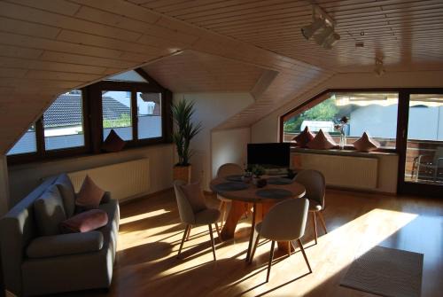 Stockach Apartment | Ferienwohnung Maxis