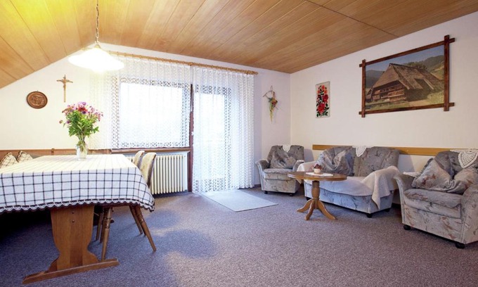 Bad Peterstal-Griesbach Apartment | Ferienwohnung mit Weinbergblick