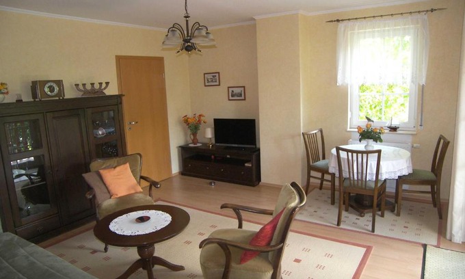 Benz Apartment | Ferienwohnung Muehlenblick