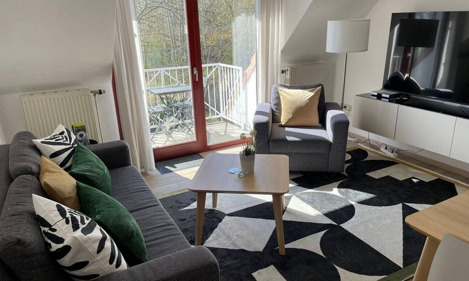 Gustow Apartment | Ferienwohnung "Nils Holgerson" mit Balkon zwischen Strand, Wald & Wiese im Südosten der Insel Rügen!
