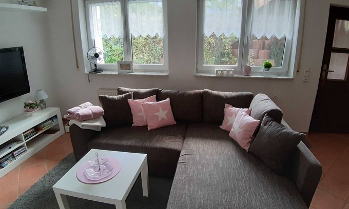 Zwingenberg Apartment | Ferienwohnung Poth, Deutschland