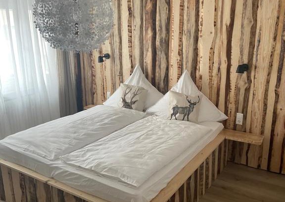 Hornberg Apartment | Ferienwohnung Röck