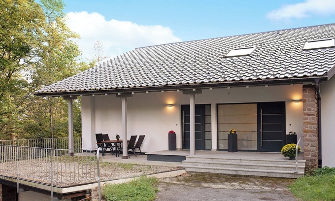 Hoechenschwand Apartment | Ferienwohnung Rothirsch, 45 qm, 1 Schlafzimmer, 1 Schlafsofa, max. 4 Personen