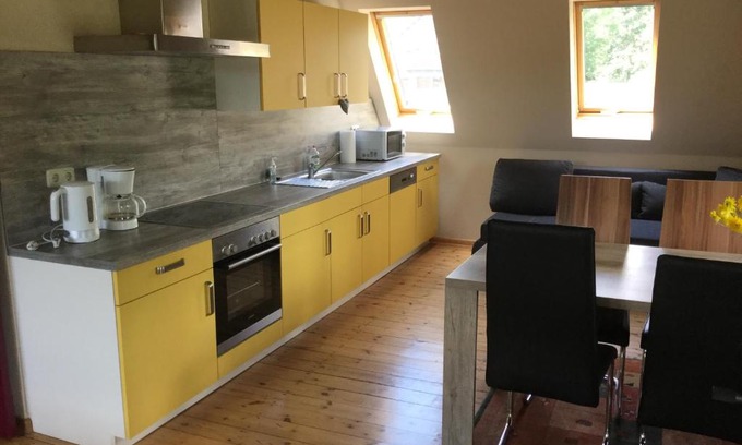 Halle Apartment | Ferienwohnung Saaleblick