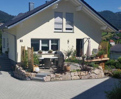 Buehlertal Apartment | Ferienwohnung Schwarzwaldblick