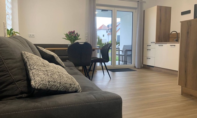 Scheid Apartment | Ferienwohnung Seeblick - Ferienwohnungen Am Alten Anker