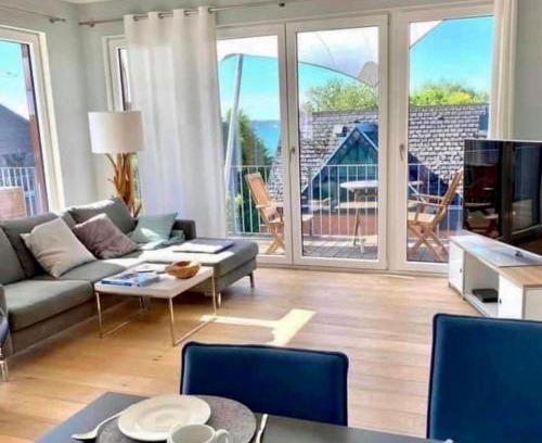 Eckernfoerde Apartment | Ferienwohnung "Seglersteg, Bungalow 11" Hafenspitze