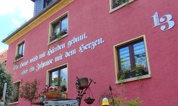 Pirna Apartment | Ferienwohnung "spatzennest" - Ferienwohnung, 2 Schlafräume