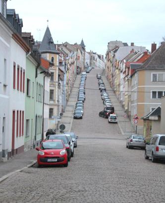 Meerane Apartment | Ferienwohnung Steile Wand