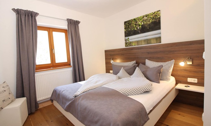 Grabenstatt Apartment | *Ferienwohnung Tüttensee for 1 - 2 persons, with balcony