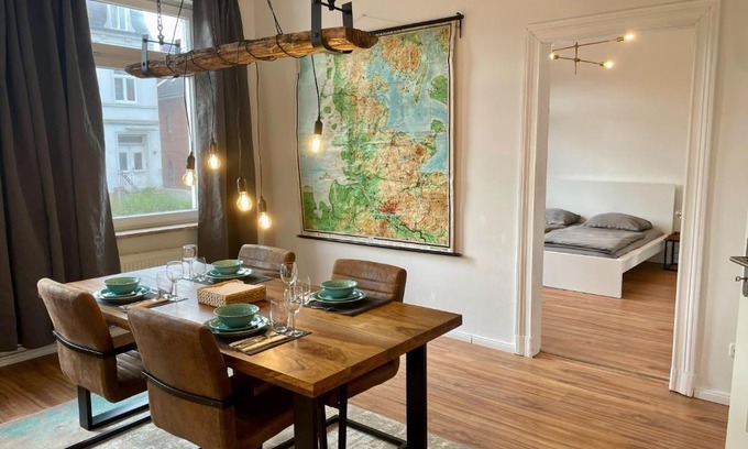 Malente Apartment | Ferienwohnung unter den Linden