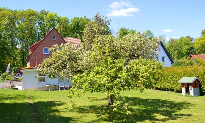 Bueckeburg Apartment | Ferienwohnung Waldblick Bückeburg