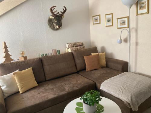 Bad Harzburg Apartment | Ferienwohnung Waldhöhe -sonniger Balkon mit Bergblick