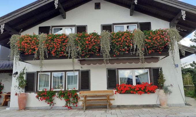 Weyarn Apartment | Ferienwohnung Wendelstein