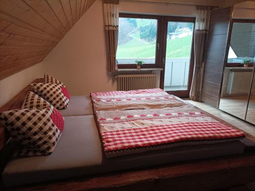 Oberharmersbach Apartment | Ferienwohnung Wiesenblick