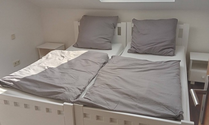 Furstenfeldbruck District Apartment | Ferienwohnung Wildenroth an der Amper Nahe Ammersee