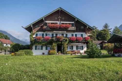 Muhldorfl Apartment | Ferienwohnung Zugspitzblick