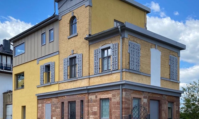 Naumburg Apartment | Ferienwohnung Zum Saaletalblick