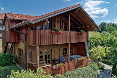 Barnzell Apartment | Ferienwohnungen Holzferienhäuser Leithenwald