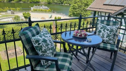 Einruhr Apartment | Ferienwohnungen Rurseeblick