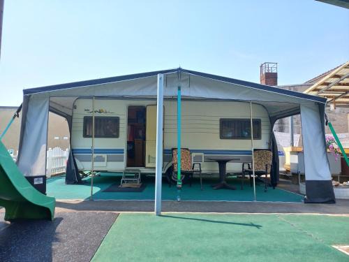 Coswig Apartment | Ferienwohnwagen Rudolf