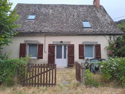 Tauves House | Ferme auvergnate