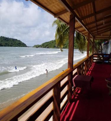 Canacona Bed & Breakfast | Fernandes Bar and Restaurant