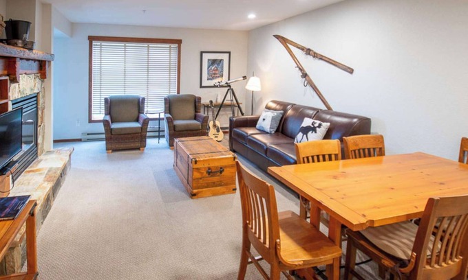 East Kootenay Condo | Fernie - Snow Creek Lodge #211