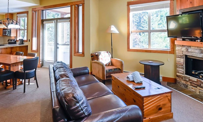 East Kootenay Condo | Fernie - Timberline Lodges Juniper #621