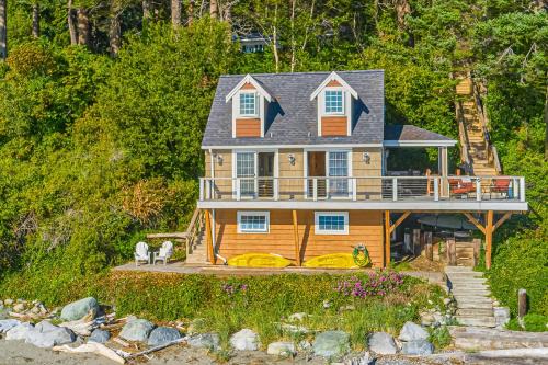Point Roberts House | Ferry Viewer Cottage