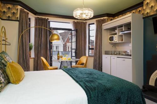 Portsmouth Apartment | Ferryman Apartments By Places To Be