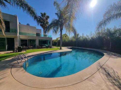Aghbalou Aqorar Villa | Fes Villa with Pool - Serene Oasis Retreat - Fez