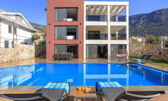 Oludeniz Villa | Fethiye Ölüdeniz de Özel Büyük Havuzlu Lüks Villa