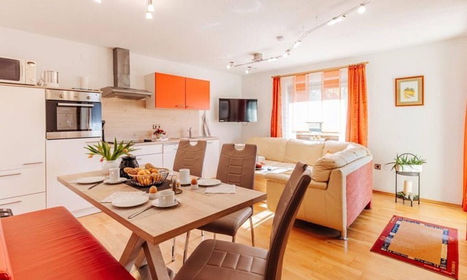 Obersammelsdorf Apartment | Fewo 1 - Ferienwohnungen Martha