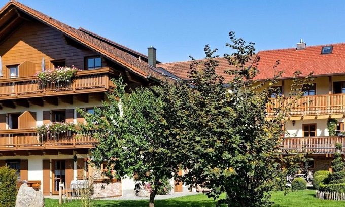 Barnzell Apartment | FeWo auf einem voll bewirtschafteten Bauernhof mit Streichelzoo